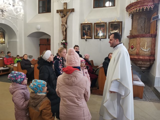 Dětská mše svatá - vlajky Francie 1