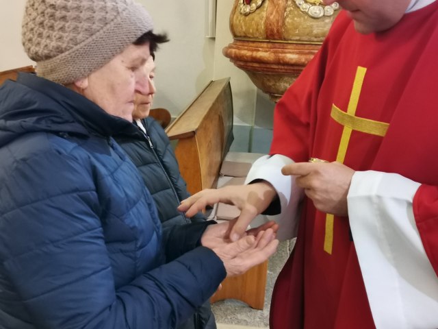 Mše svatá s udělováním svátosti nemocných 1