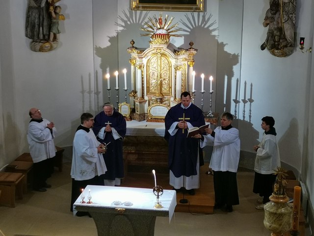 Popeleční středa 1